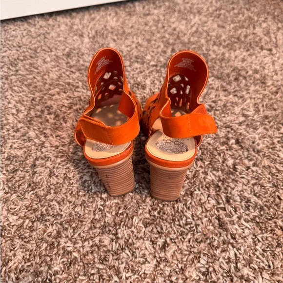 Vince Camuto wedge heels! - Picture 3 of 6